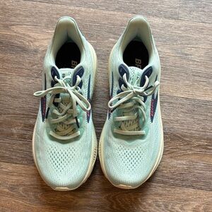 Brooks Ghost 17